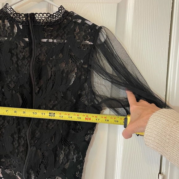 Peach blouse coverlet zipper black lace puff half sleeves sexy fun like new - Picture 13 of 13